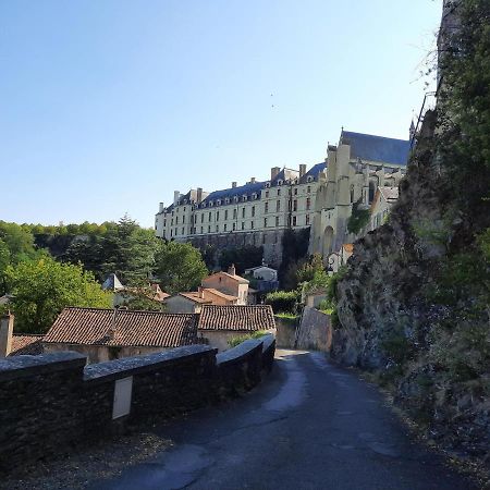 *Appartement Au Bout Du Monde Thouars* Exteriör bild